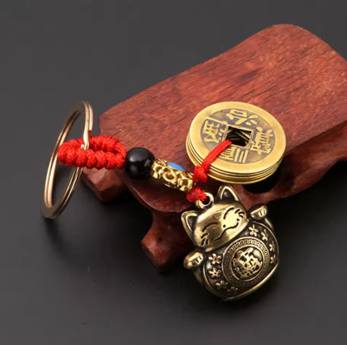 Kailash Way Metal Lucky Cat Prosperity Attraction Keychain