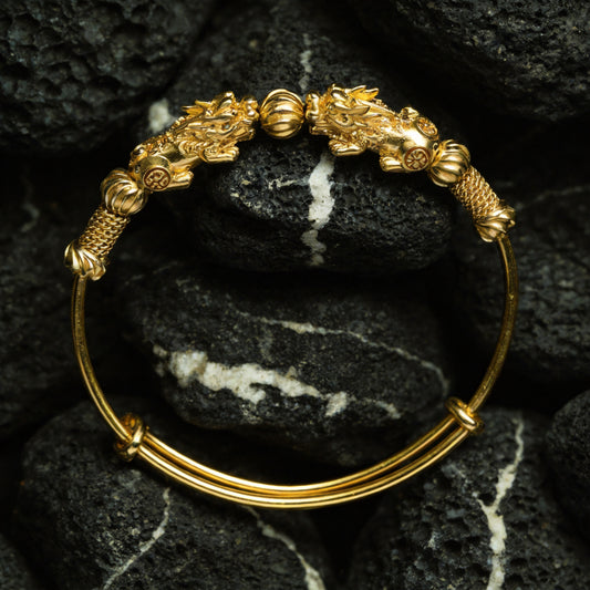 Kailash Way Gold Pixiu Wealth Attraction Luck Bracelet front view